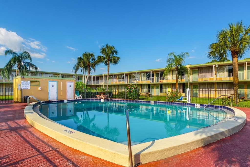 Red Roof Inn Vero Beach - I-95 Létesítmények fotó