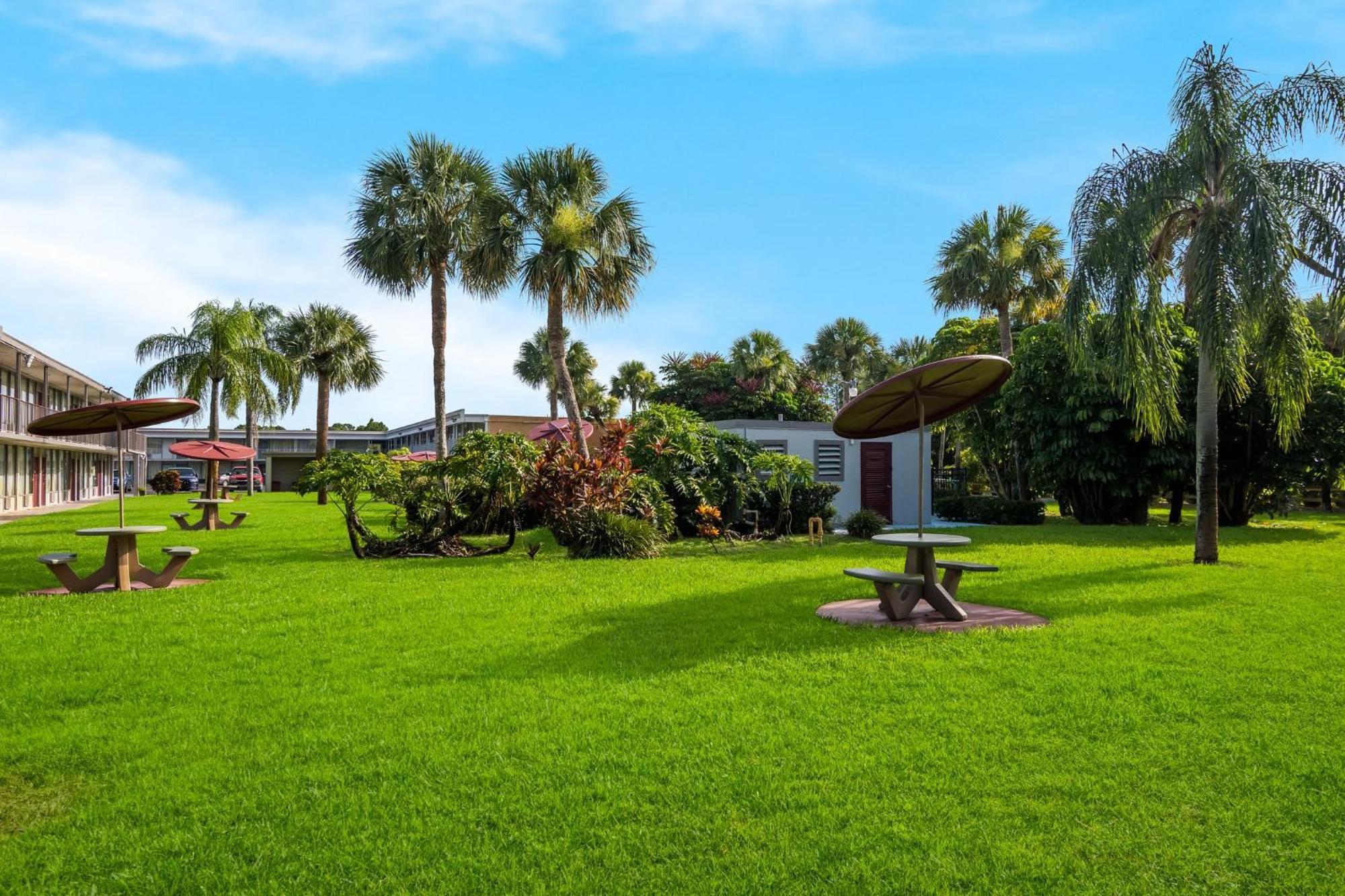 Red Roof Inn Vero Beach - I-95 Kültér fotó
